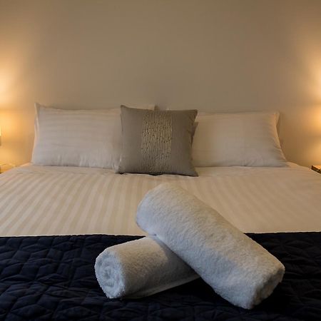 Ulverstone Waterfront Apartments Dış mekan fotoğraf