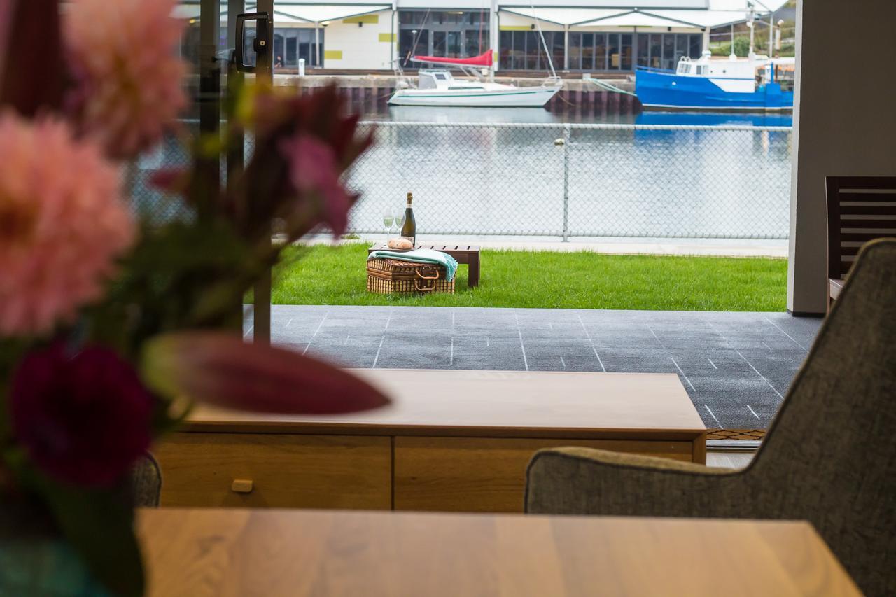 Ulverstone Waterfront Apartments Dış mekan fotoğraf